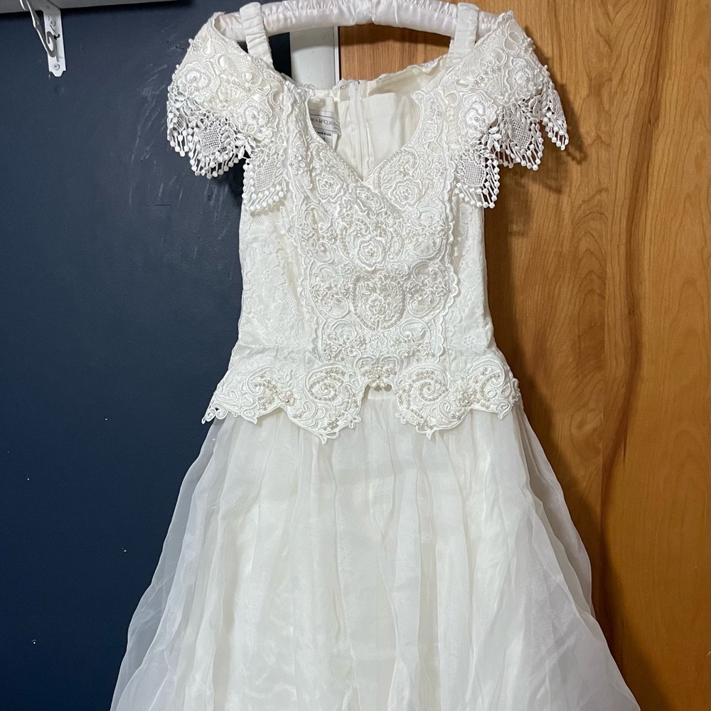 Gorgeous vintage Jessica McClintock wedding dress